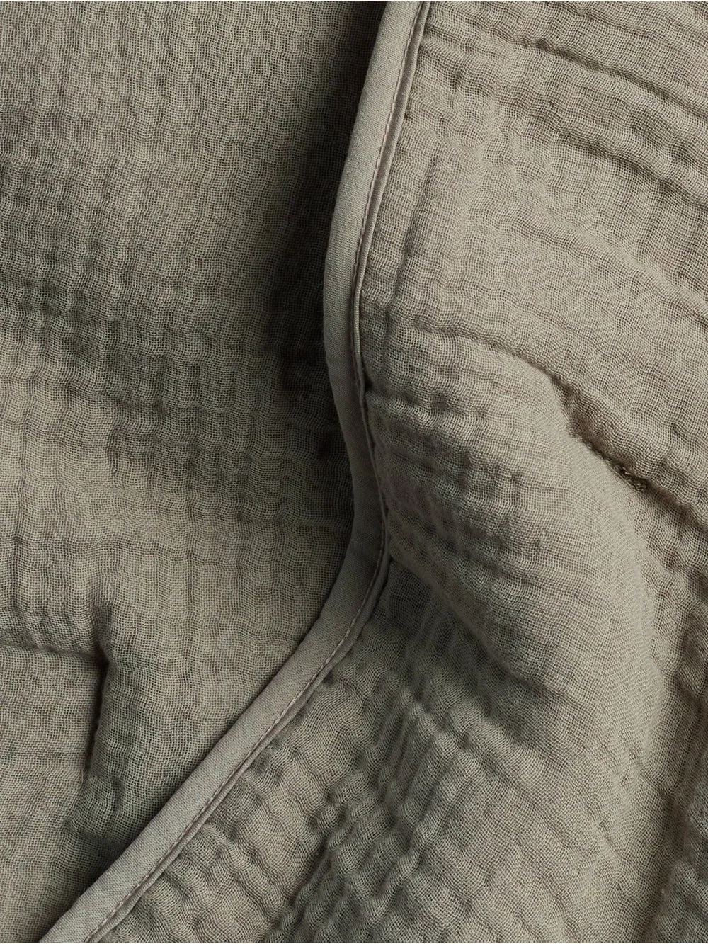 Parachute cloud Gauze Quilt Set in Moss-Queen sized